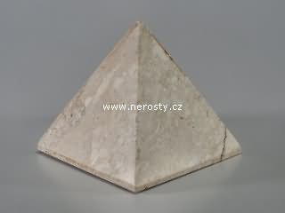 kombarbalit, pyramida